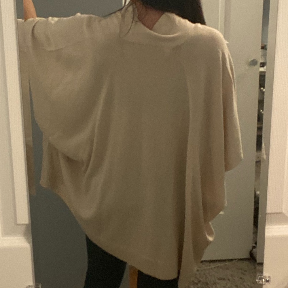 Acrobat Pullover Poncho - Picture 4 of 6